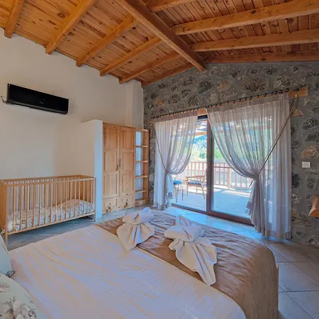 1 Oludeniz/fethiye * Kayakoy